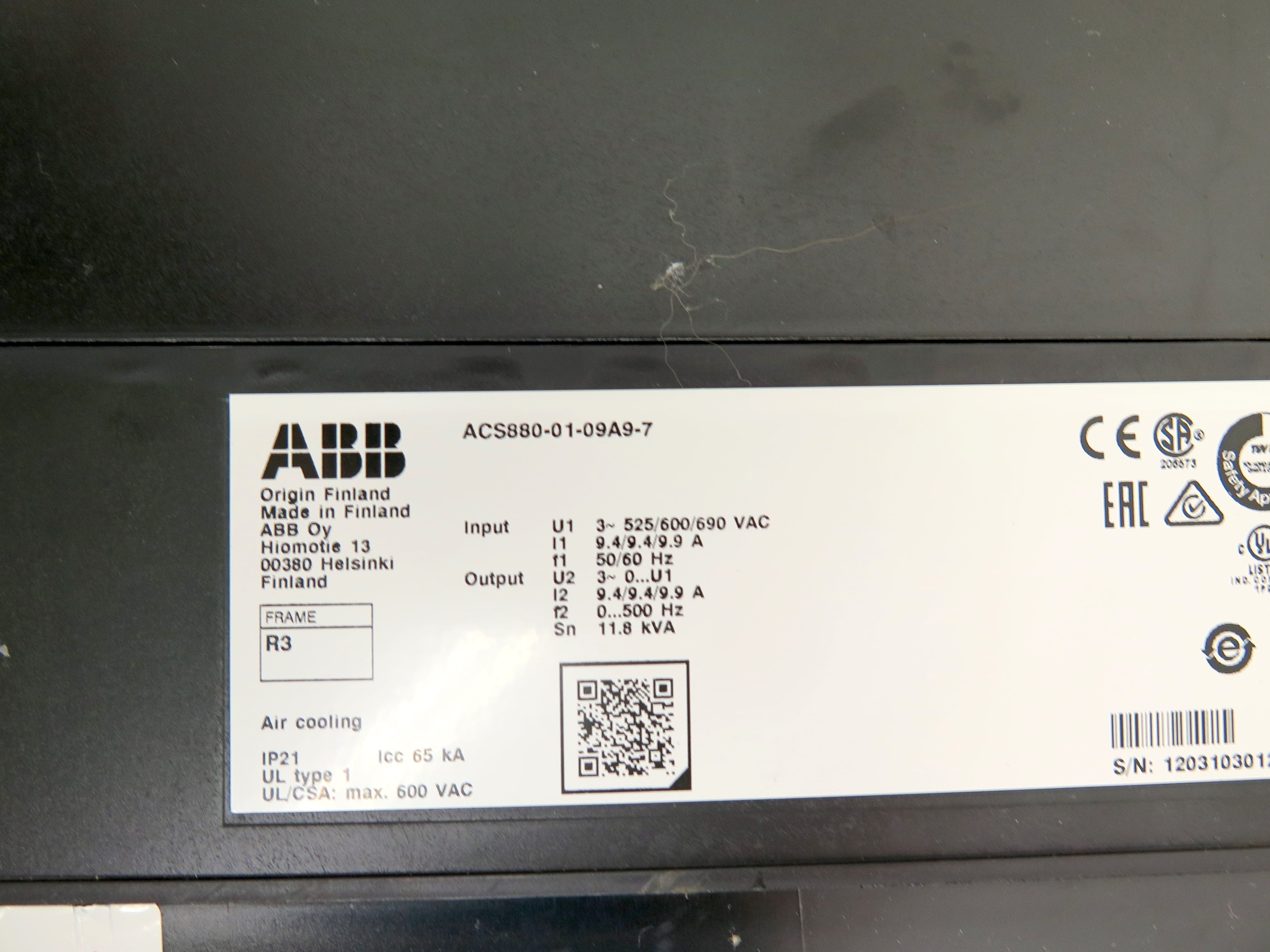 ABB ACS880-01-09A9-7 AC Drive 7.5kW 525-690Vac - Advance Operations