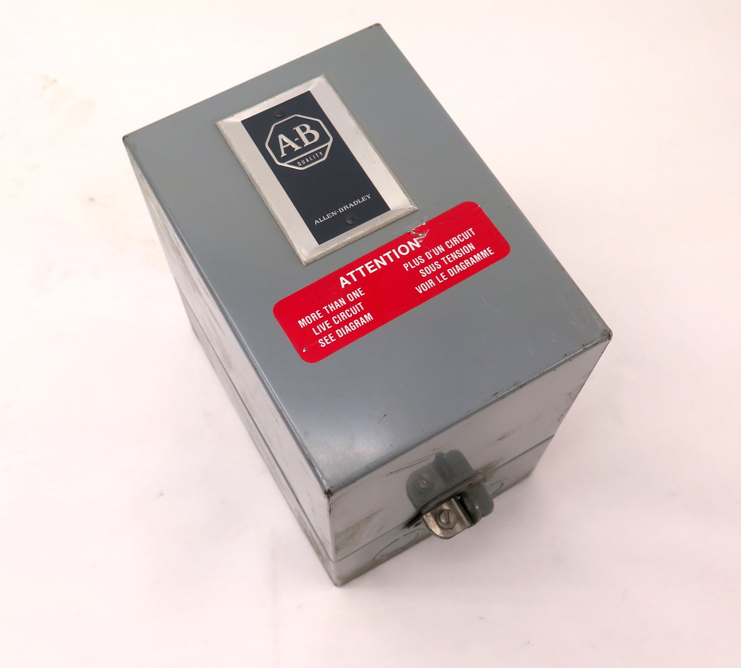 Allen-Bradley 700-PD401A6 Relay & Enclosure 120Vac Coil - Advance Operations