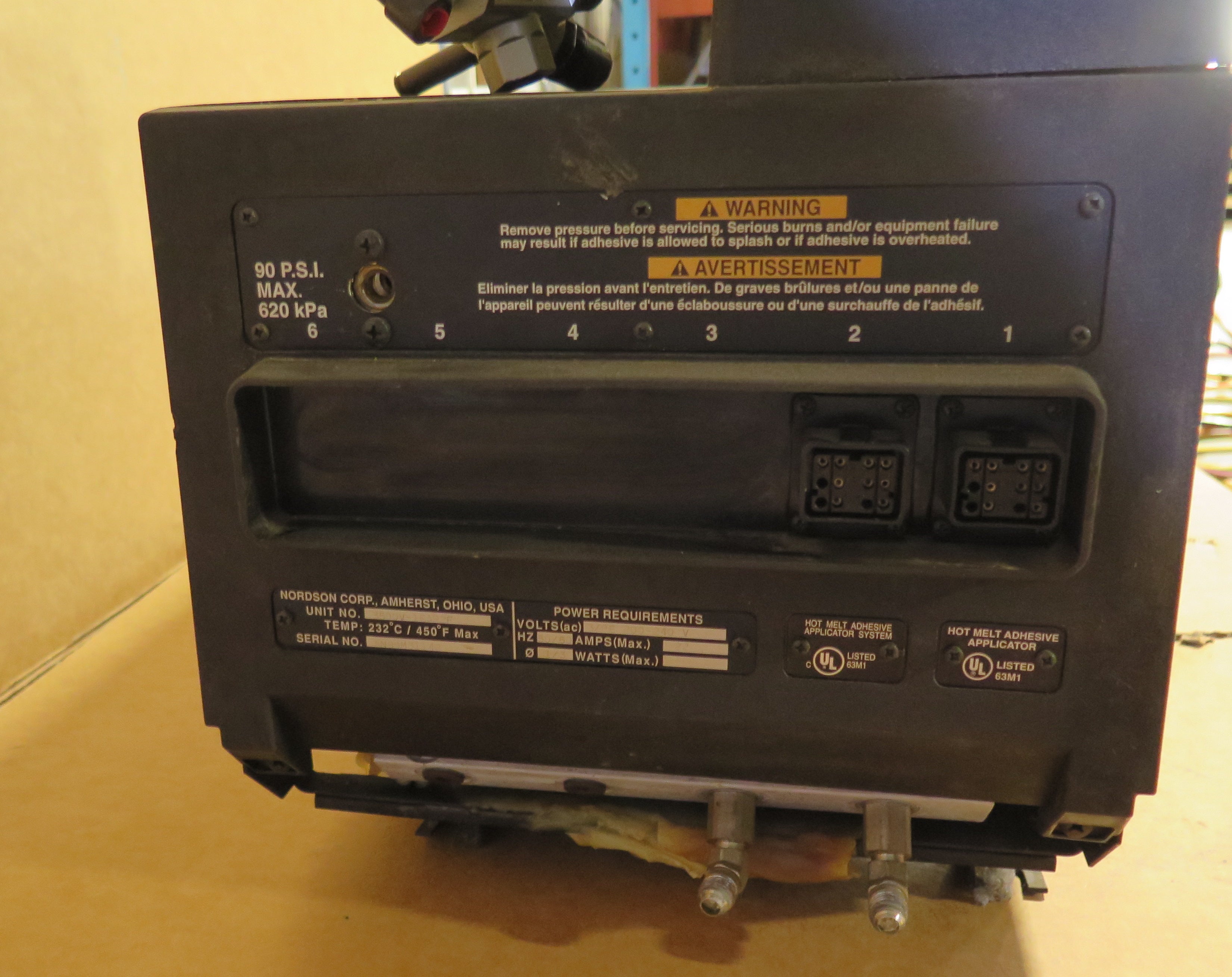 Nordson 3500V-1EAP2F Hot Melt Glue Machine 200-240Vac - Advance Operations