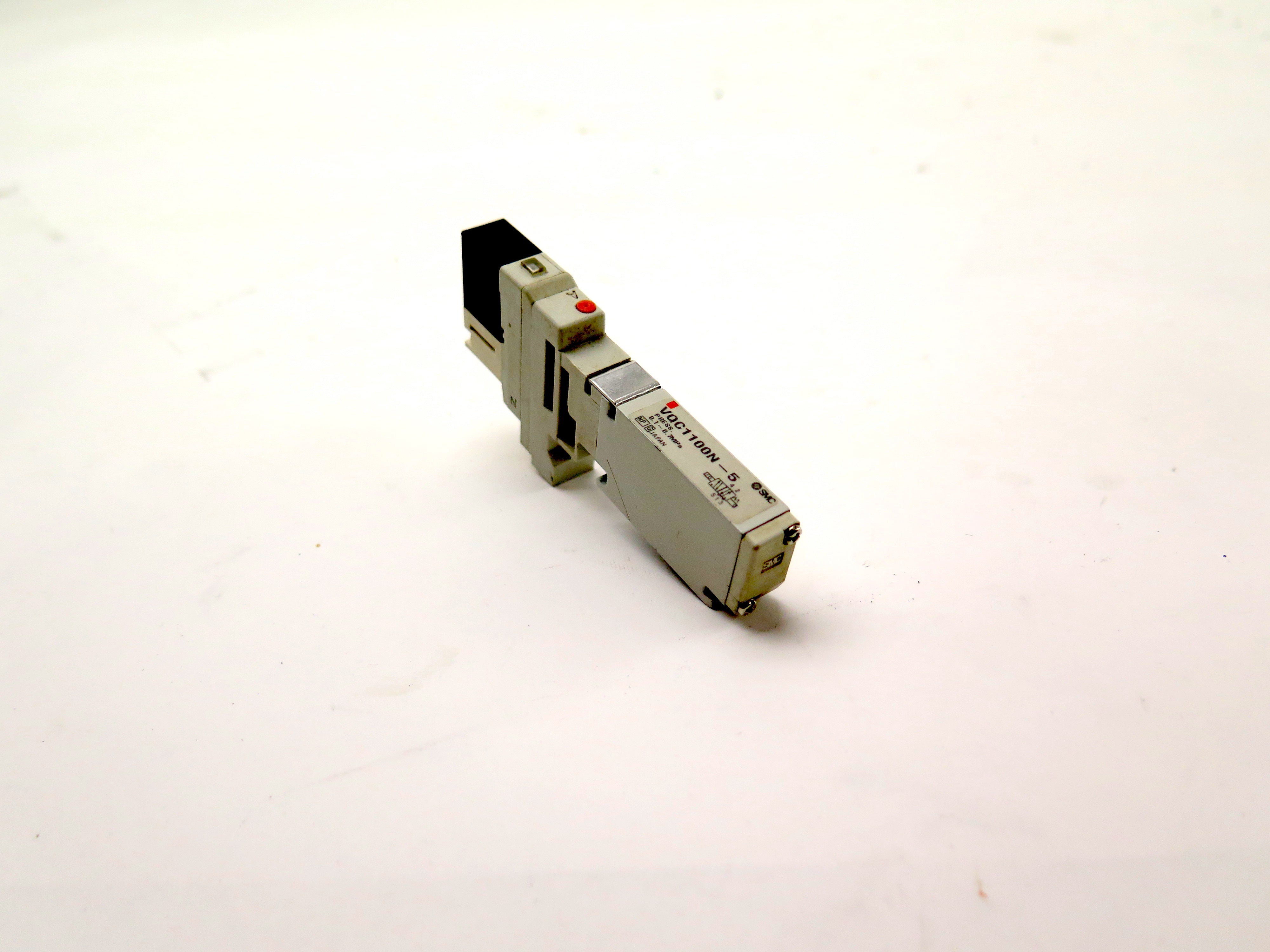 SMC VQC1100N-5 Solenoid Valve - Advance Operations
